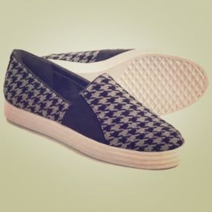 Aerosoles Fashion Sneaker, Houndstooth Sz 8.5